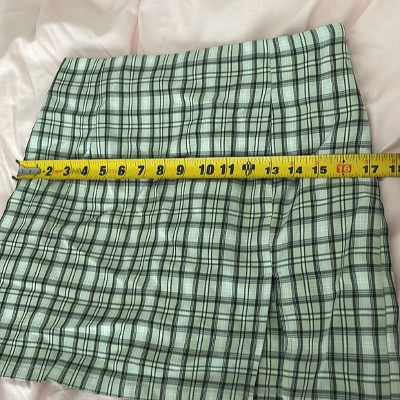 Princess Polly Light Green and Black Skirt - Picture 7 of 7